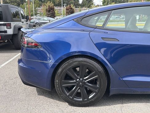Used 2022 Tesla Model S Plaid AWD/4WD image 11