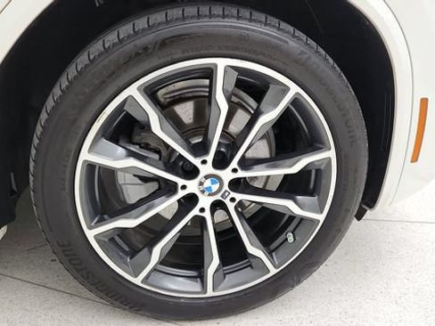 Used 2022 BMW X3 sDrive30i w/ M Sport Package 2 RWD image 9