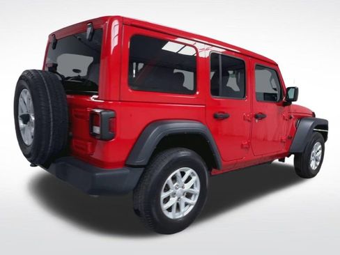 Used 2023 Jeep Wrangler Unlimited Sport w/ Sun And Sound Package AWD/4WD image 21