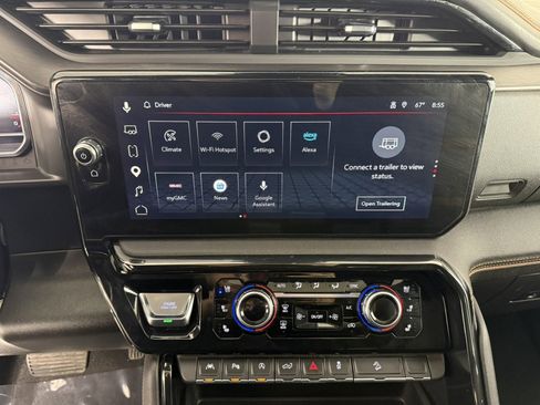 Used 2025 GMC Sierra 1500 AT4 w/ Technology Package AWD/4WD image 20