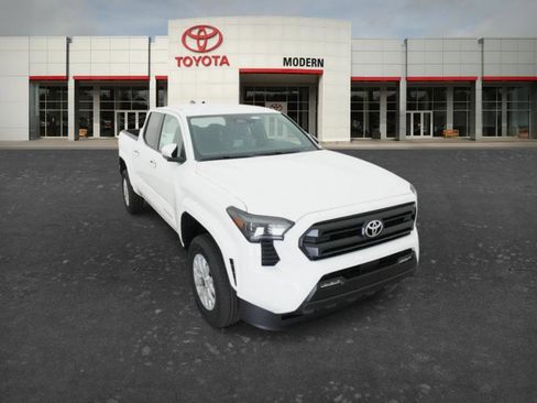 New 2026 Toyota Tacoma SR5 AWD/4WD image 2