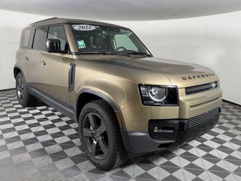 Certified 2025 Land Rover Defender 110 S AWD/4WD image 10