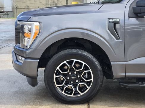 Used 2022 Ford F150 XLT w/ Equipment Group 302A High RWD image 11