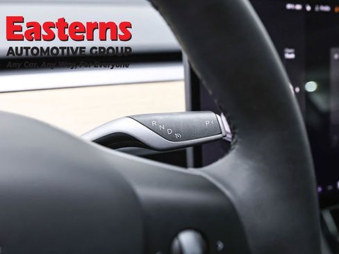 Used 2023 Tesla Model 3 Standard Range RWD image 13