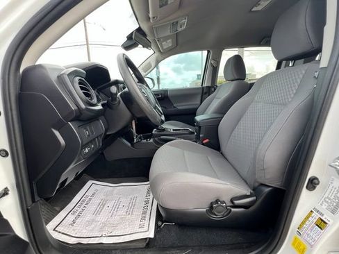 Used 2023 Toyota Tacoma SR AWD/4WD image 22
