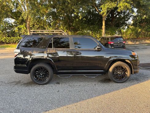 Used 2020 Toyota 4Runner Nightshade AWD/4WD image 4