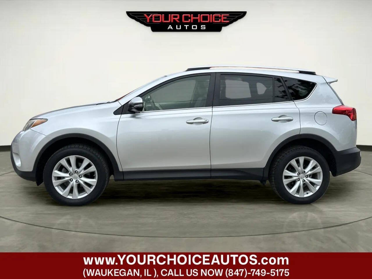 Used 2013 Toyota RAV4 Limited AWD/4WD image 2