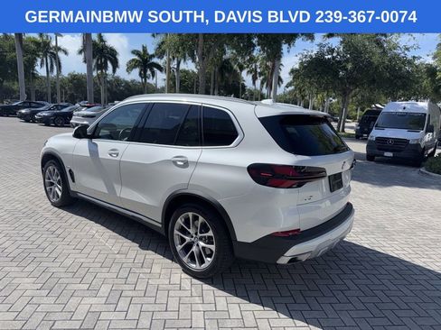 Certified 2024 BMW X5 xDrive40i w/ Executive Package AWD/4WD image 3