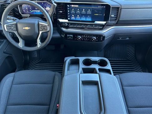 New 2026 Chevrolet Silverado 1500 LT image 18