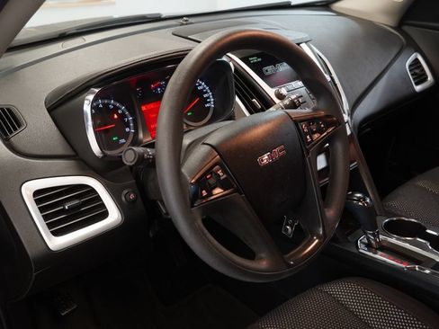 Used 2017 GMC Terrain SLE AWD/4WD image 6