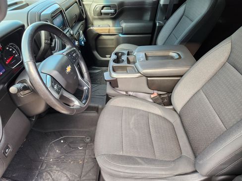 Certified 2020 Chevrolet Silverado 1500 LT w/ Texas Edition image 13