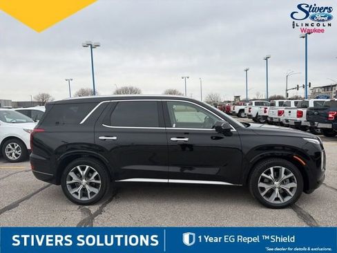 Used 2021 Hyundai Palisade Limited image 4