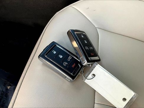Used 2023 Jeep Grand Cherokee Limited RWD image 35