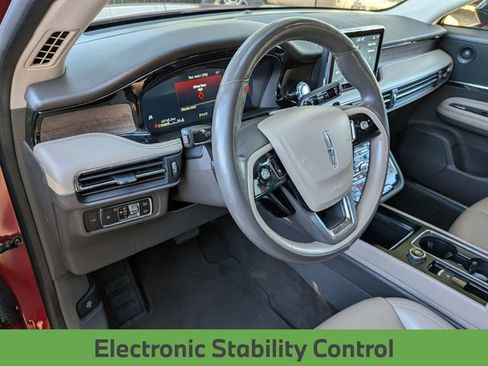 Used 2021 Lincoln Corsair Reserve w/ Equipment Group 201A image 15