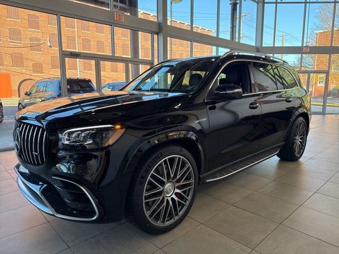 New 2025 Mercedes-Benz GLS 63 AMG 4MATIC image 3