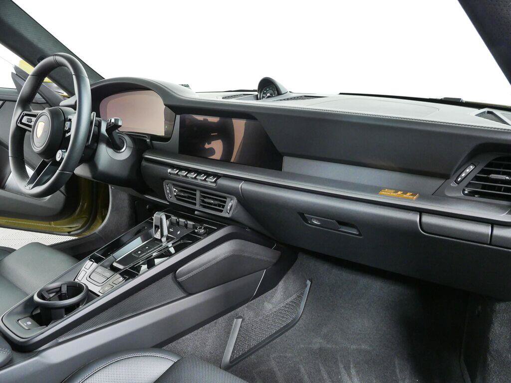 Used 2026 Porsche 911 GTS RWD image 22