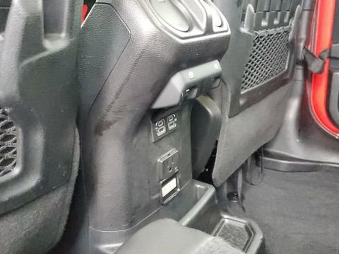 Certified 2020 Jeep Wrangler Unlimited Rubicon image 25