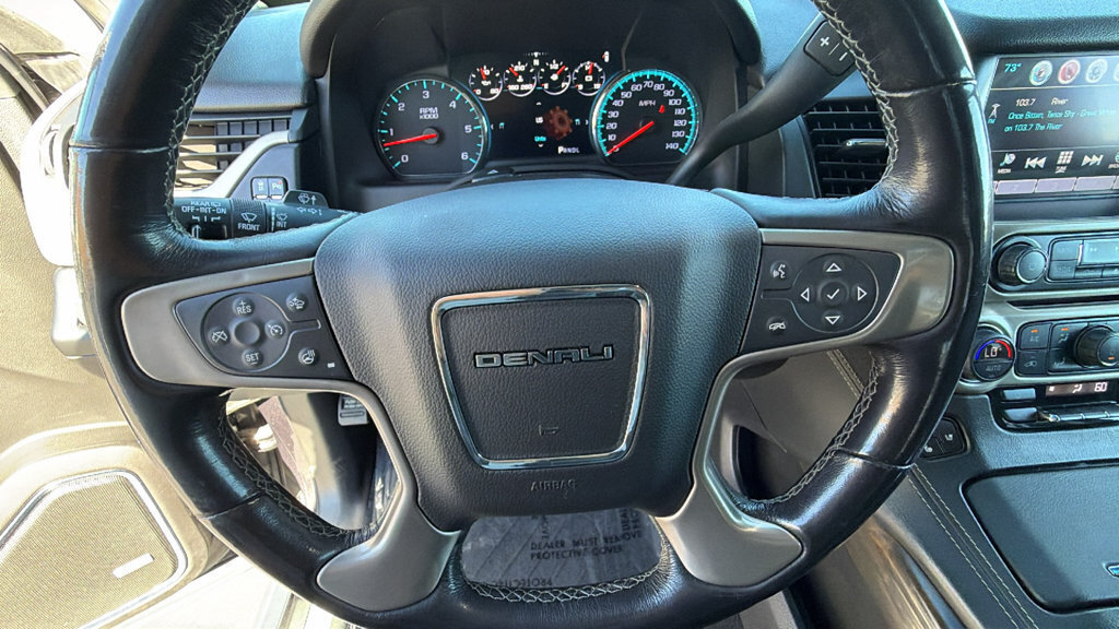 Used 2018 GMC Yukon Denali w/ Denali Ultimate Package AWD/4WD image 18