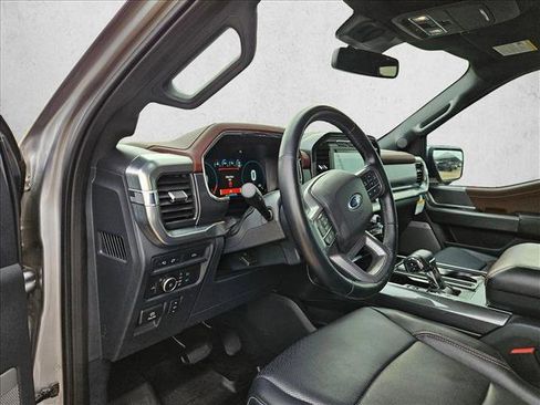 Used 2022 Ford F150 Lariat AWD/4WD image 10