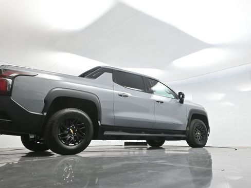 Used 2026 Chevrolet Silverado EV LT AWD/4WD image 53
