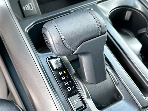 New 2025 Ford F150 Lariat w/ Equipment Group 501A Mid image 12