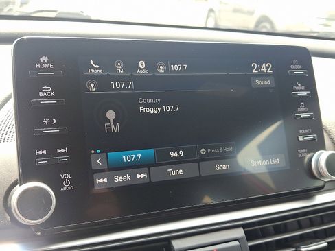 Used 2018 Honda Accord Sport image 17