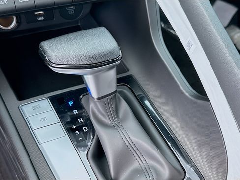 New 2026 Hyundai Elantra SE FWD image 13