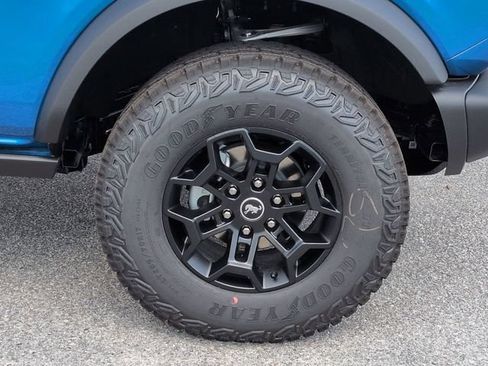 New 2026 Ford Bronco Badlands AWD/4WD image 11