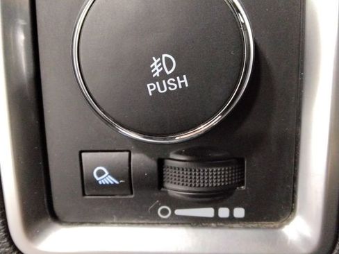 Used 2021 RAM 1500 Classic Warlock image 18