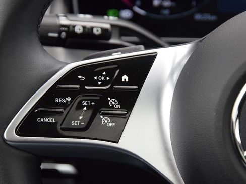 Used 2026 Mercedes-Benz GLC 300 GLC 300 image 27