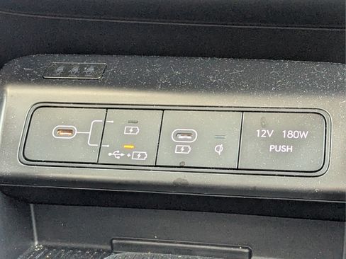 Certified 2024 Hyundai Kona SEL w/ Convenience Package AWD/4WD image 22