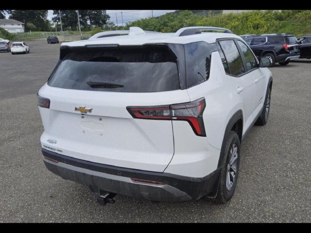 Used 2025 Chevrolet Equinox LT w/ Convenience Package II AWD/4WD image 4