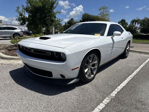 Used 2021 Dodge Challenger GT RWD image 1