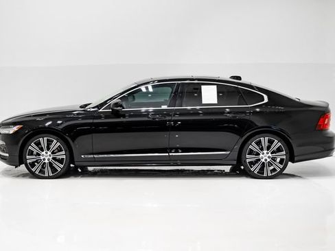Used 2023 Volvo S90 B6 Plus AWD/4WD image 29