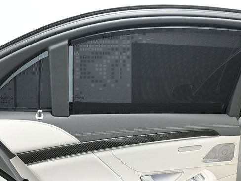 Used 2017 Mercedes-Benz S 63 AMG 4MATIC Sedan w/ Carbon Fiber Exterior Package image 16