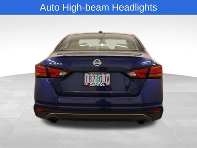 Used 2022 Nissan Altima 2.5 SR