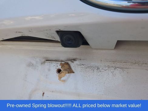 Used 2016 Toyota RAV4 XLE FWD image 14