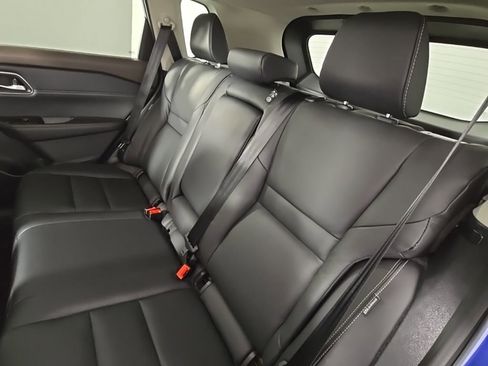 Used 2021 Nissan Rogue SL w/ Premium Package image 17