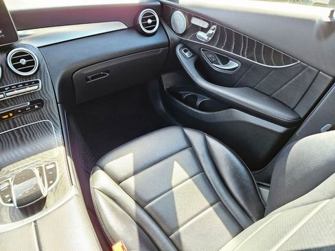 Used 2018 Mercedes-Benz GLC 300 4MATIC image 14