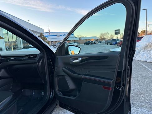 Used 2025 Ford Escape ST-Line image 22