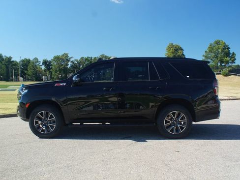 Used 2024 Chevrolet Tahoe Z71 w/ Off-Road Capability Package AWD/4WD image 14