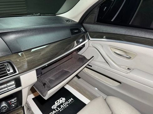 Used 2011 BMW 535i Sedan image 50