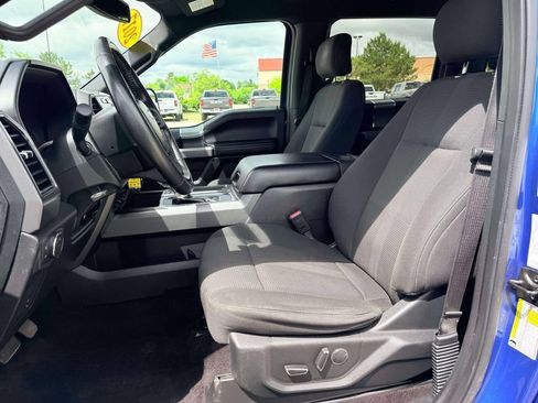 Used 2017 Ford F150 XLT w/ Equipment Group 302A Luxury AWD/4WD image 16