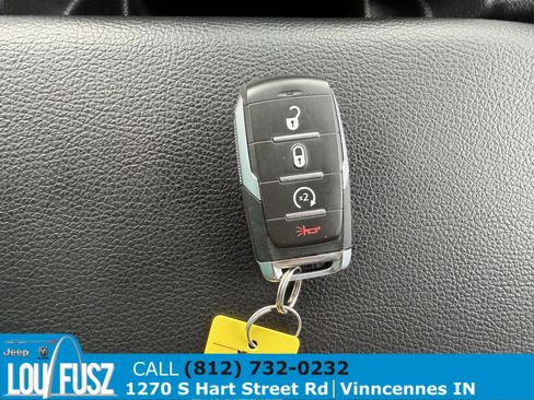 Used 2025 RAM 1500 Laramie AWD/4WD image 28