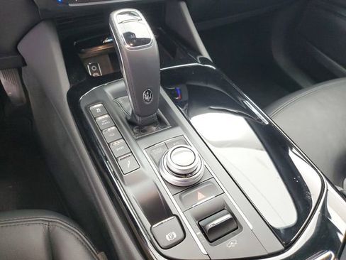 Used 2022 Maserati Levante GT image 31