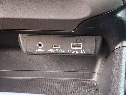 Used 2024 Subaru Crosstrek 2.0i Premium image 25