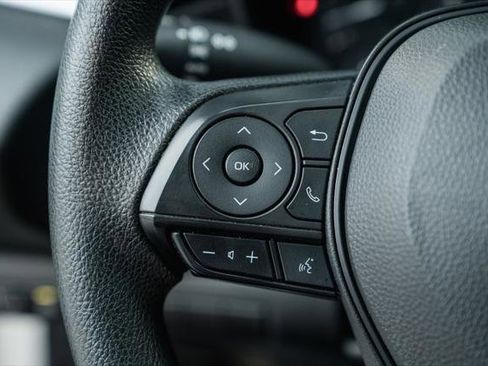 Certified 2022 Toyota Corolla LE image 16