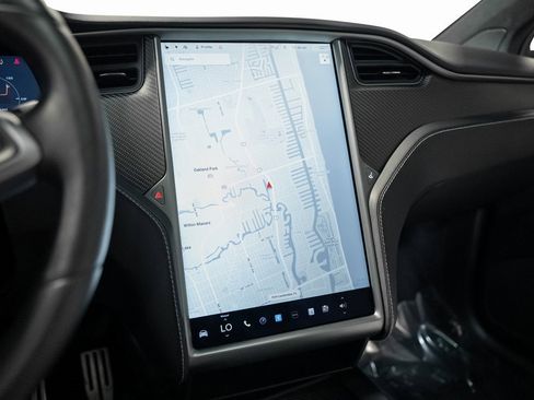 Used 2021 Tesla Model X Performance image 48