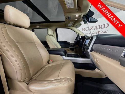 Used 2017 Ford F250 Lariat w/ Lariat Ultimate Package AWD/4WD image 31