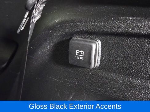 Used 2023 Jeep Grand Cherokee L Laredo image 13